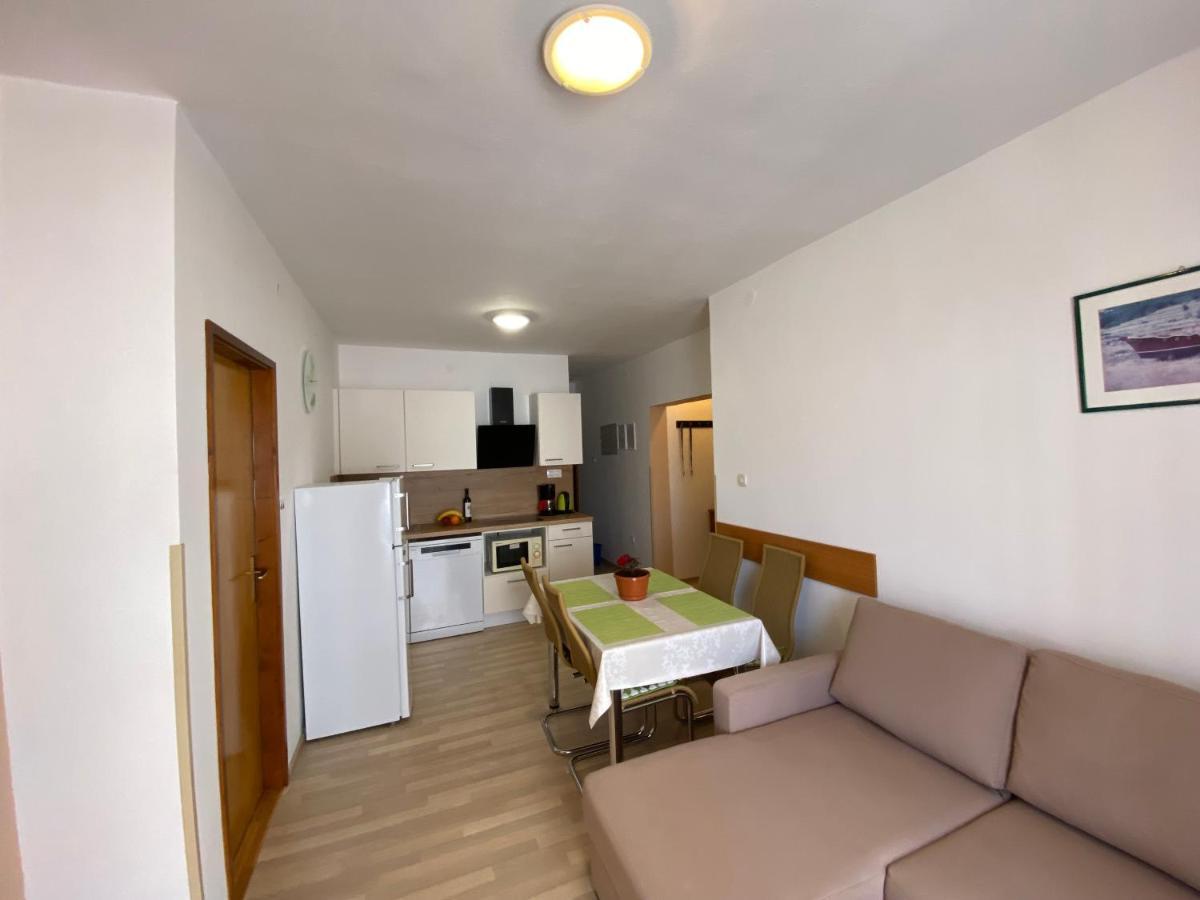 Apartmani Tamara Baska Экстерьер фото